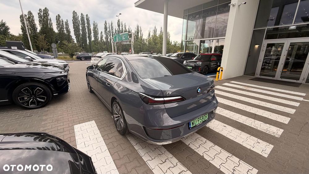 BMW i7 105.7kWh eDrive50 - 8