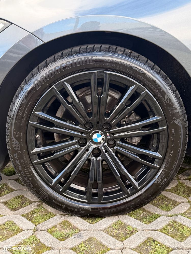 BMW 318 d Pack M Auto - 9