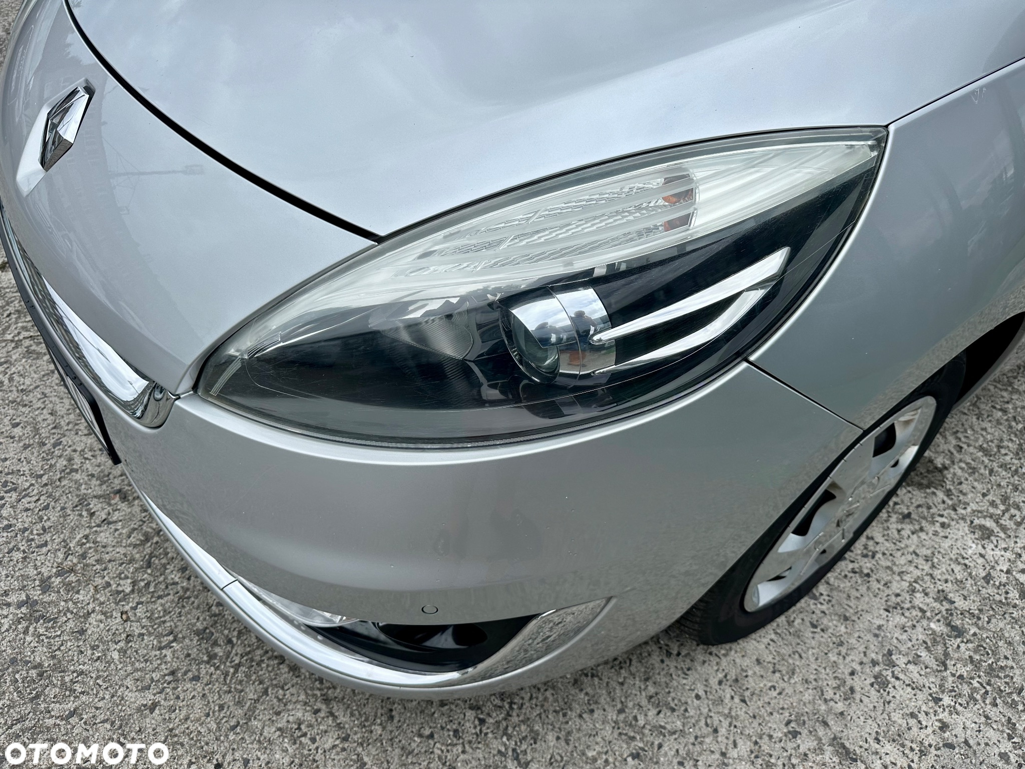 Renault Scenic 1.4 16V TCE Privilege - 24