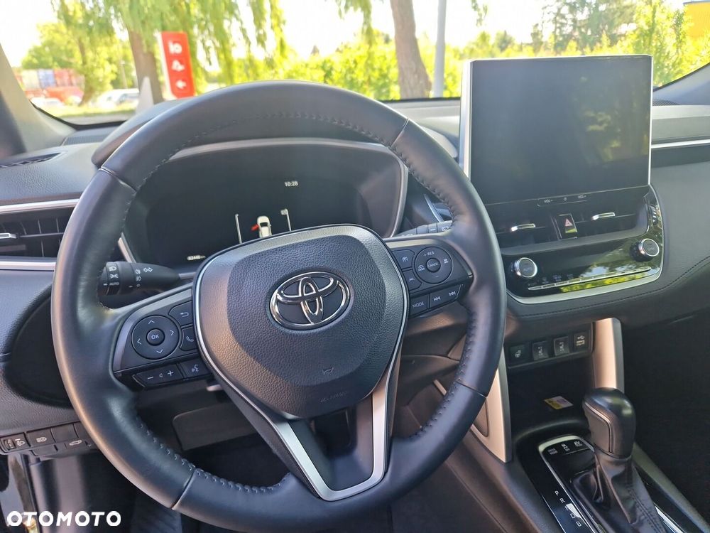 Toyota Corolla Cross - 15