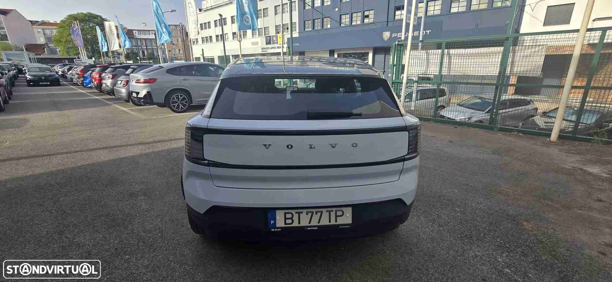 Volvo EX30 69 kWh Single Motor Extended Range Plus - 6