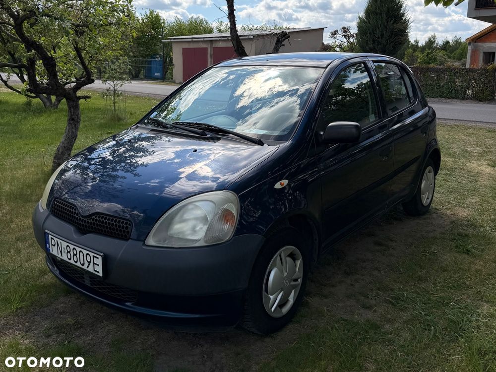 Toyota Yaris 1.0 Base - 2