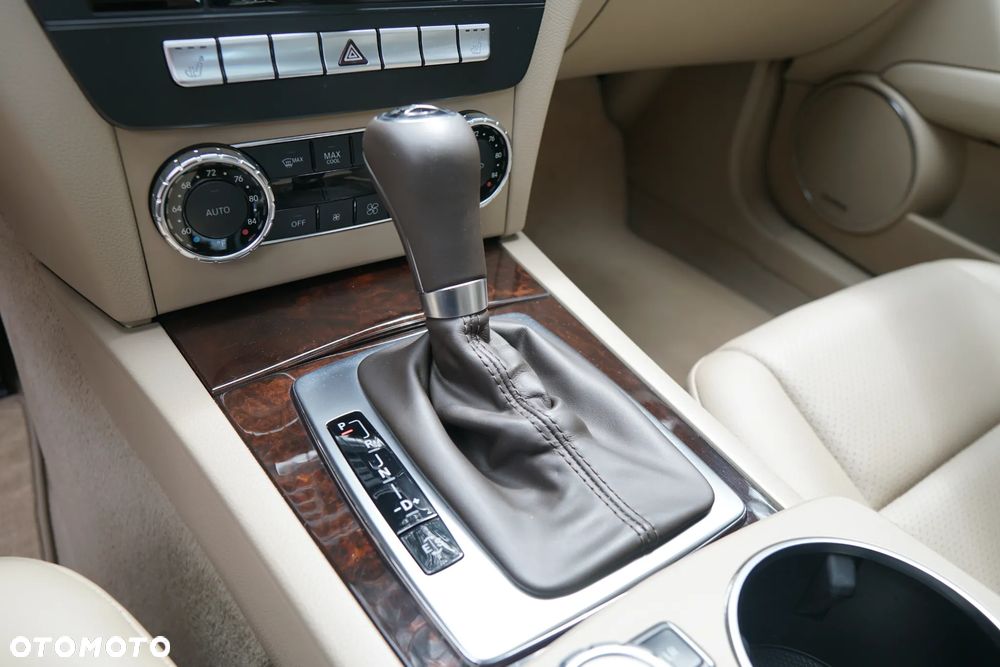 Mercedes-Benz Klasa C - 37