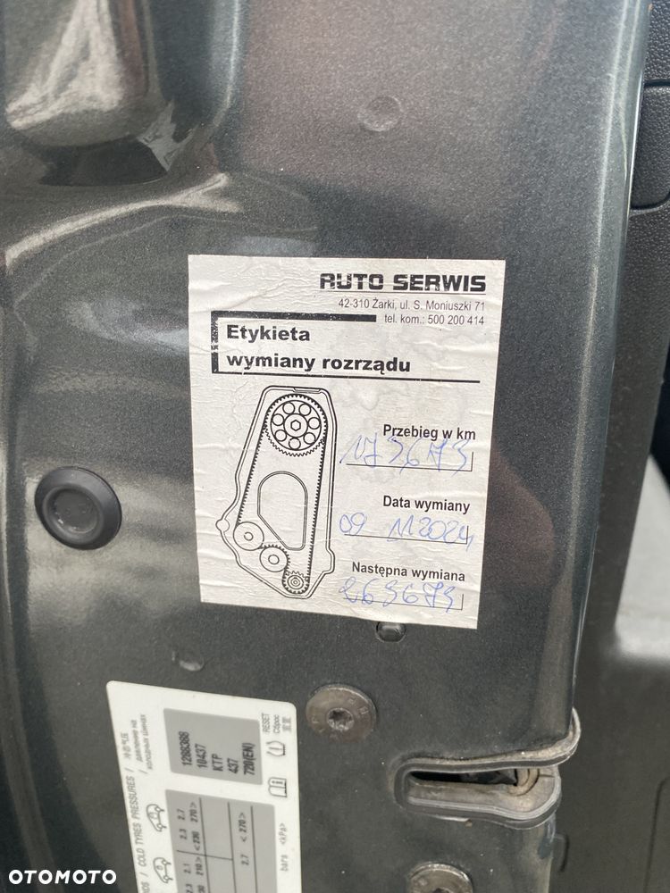 Citroën C4 1.6 HDi Exclusive - 18