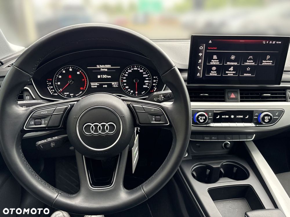Audi A4 Limousine - 13