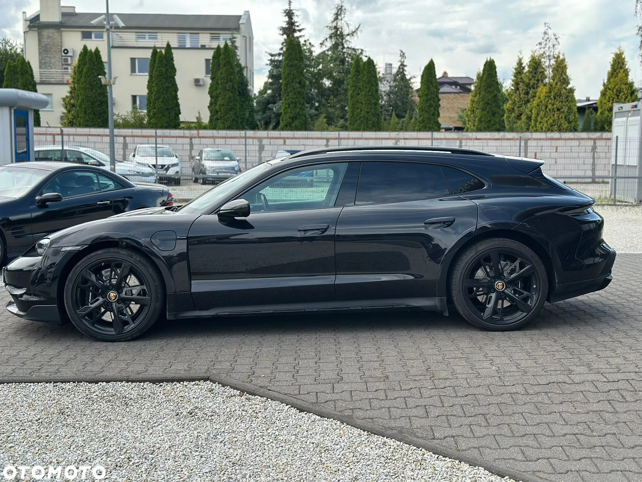Porsche Taycan Turbo Cross Turismo - 7