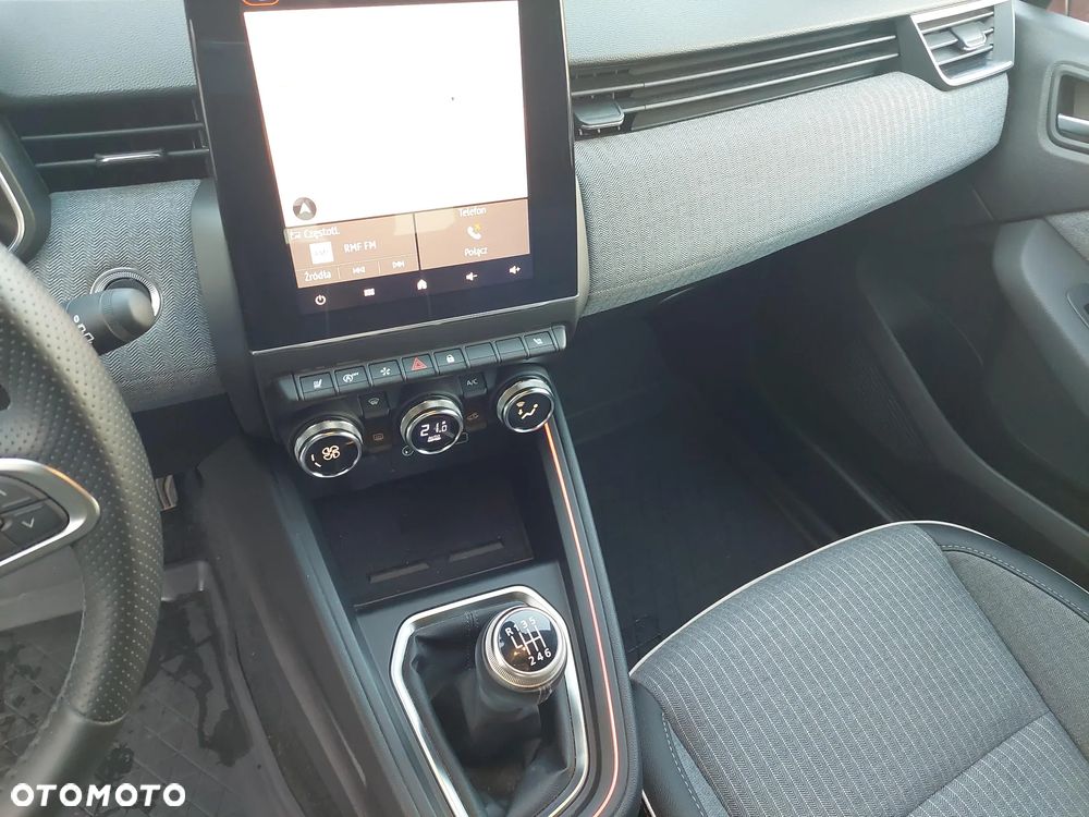 Renault Clio 1.0 TCe Techno - 15