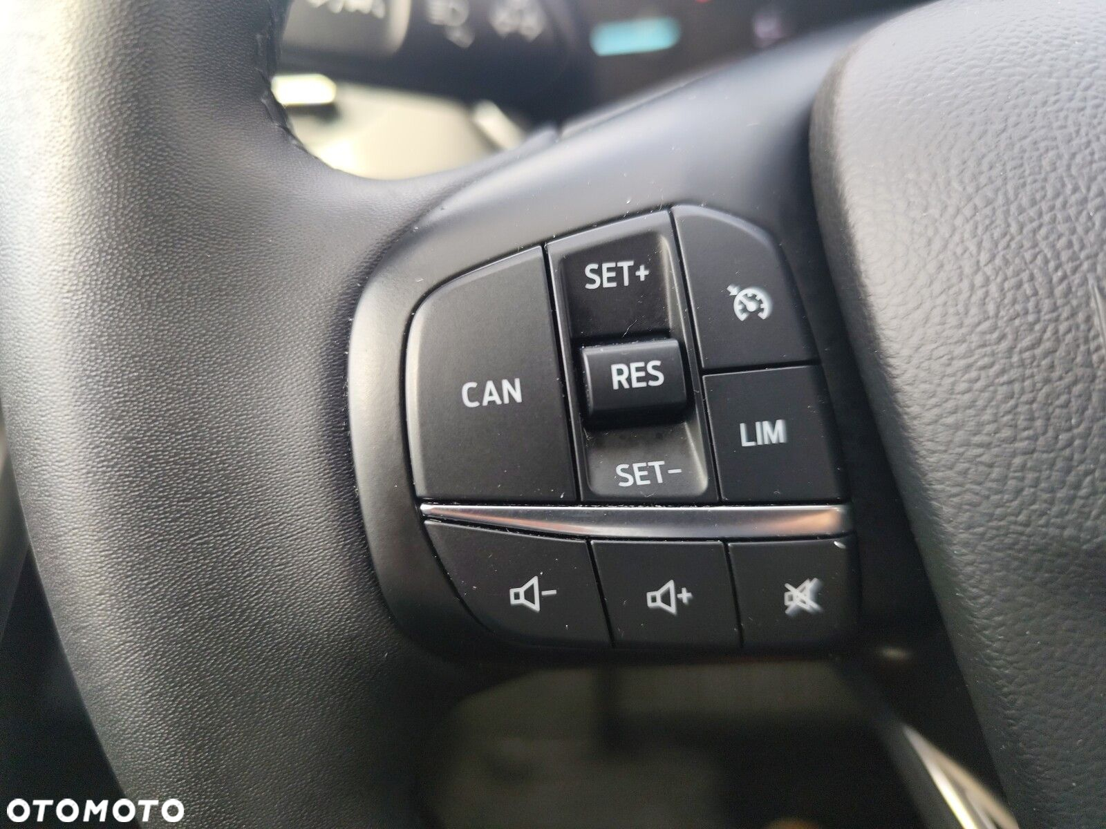 Ford Focus - 22