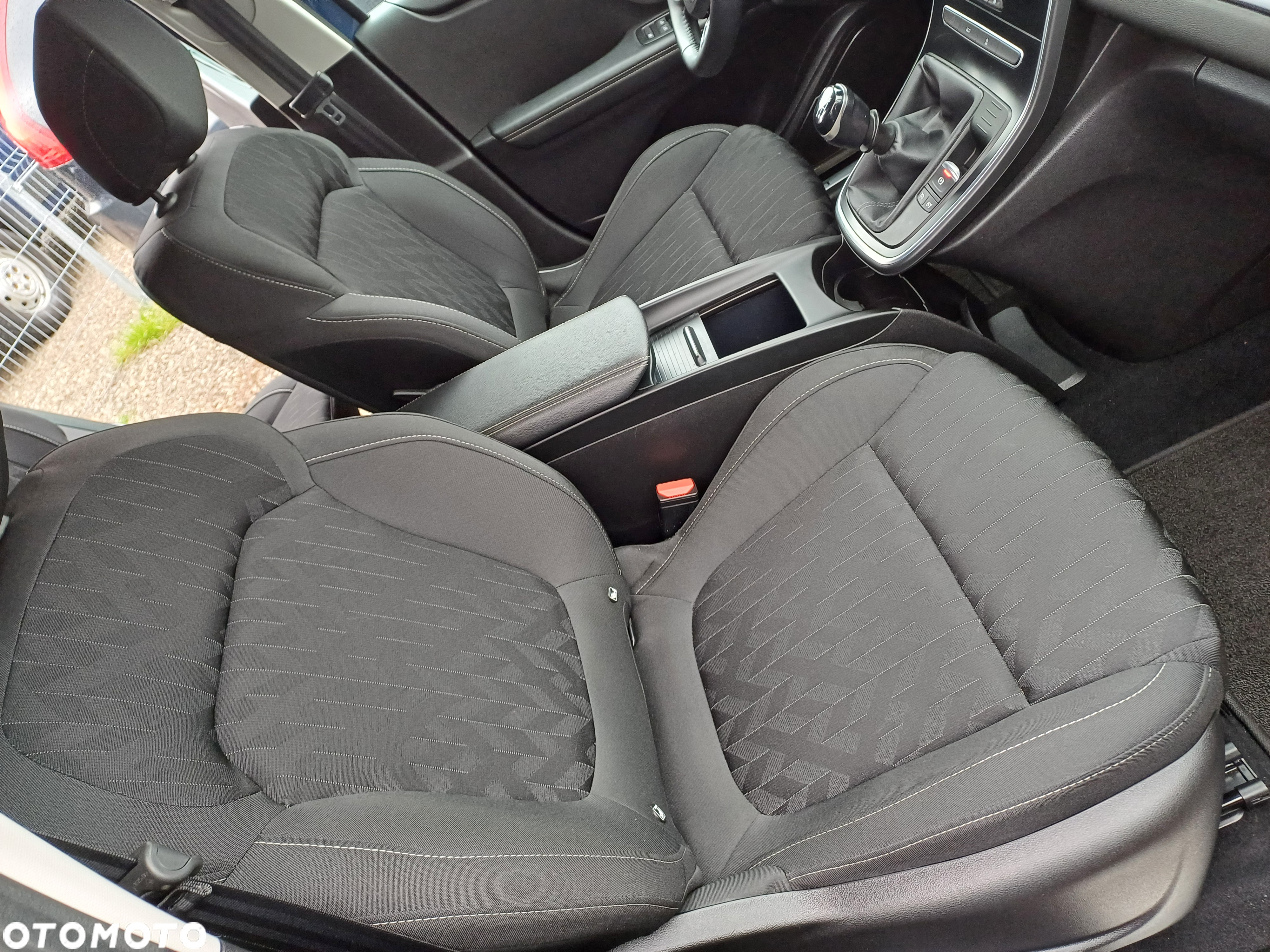 Renault Grand Scenic - 16