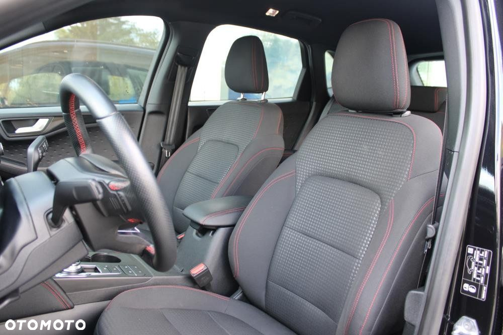 Ford Kuga - 10