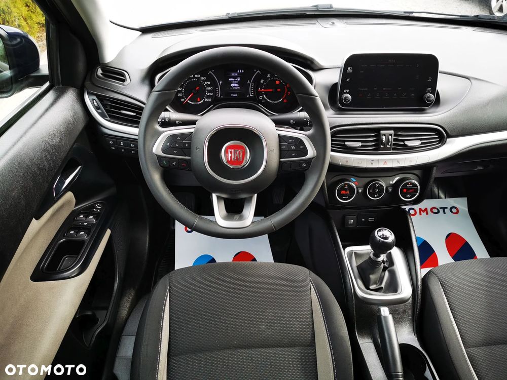 Fiat Tipo 1.4 16V Lounge EU6d - 25