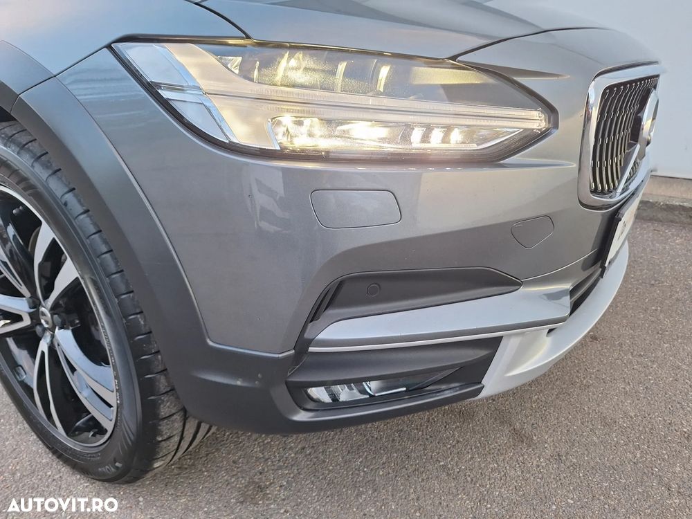 Volvo V90 V90CC D5 AWD PRO - 39