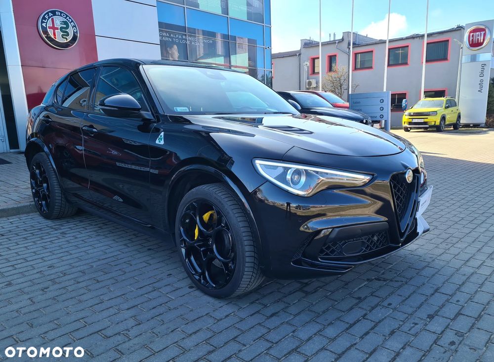 Alfa Romeo Stelvio 2.9 V6 Bi-Turbo Quadrifoglio Q4 - 3