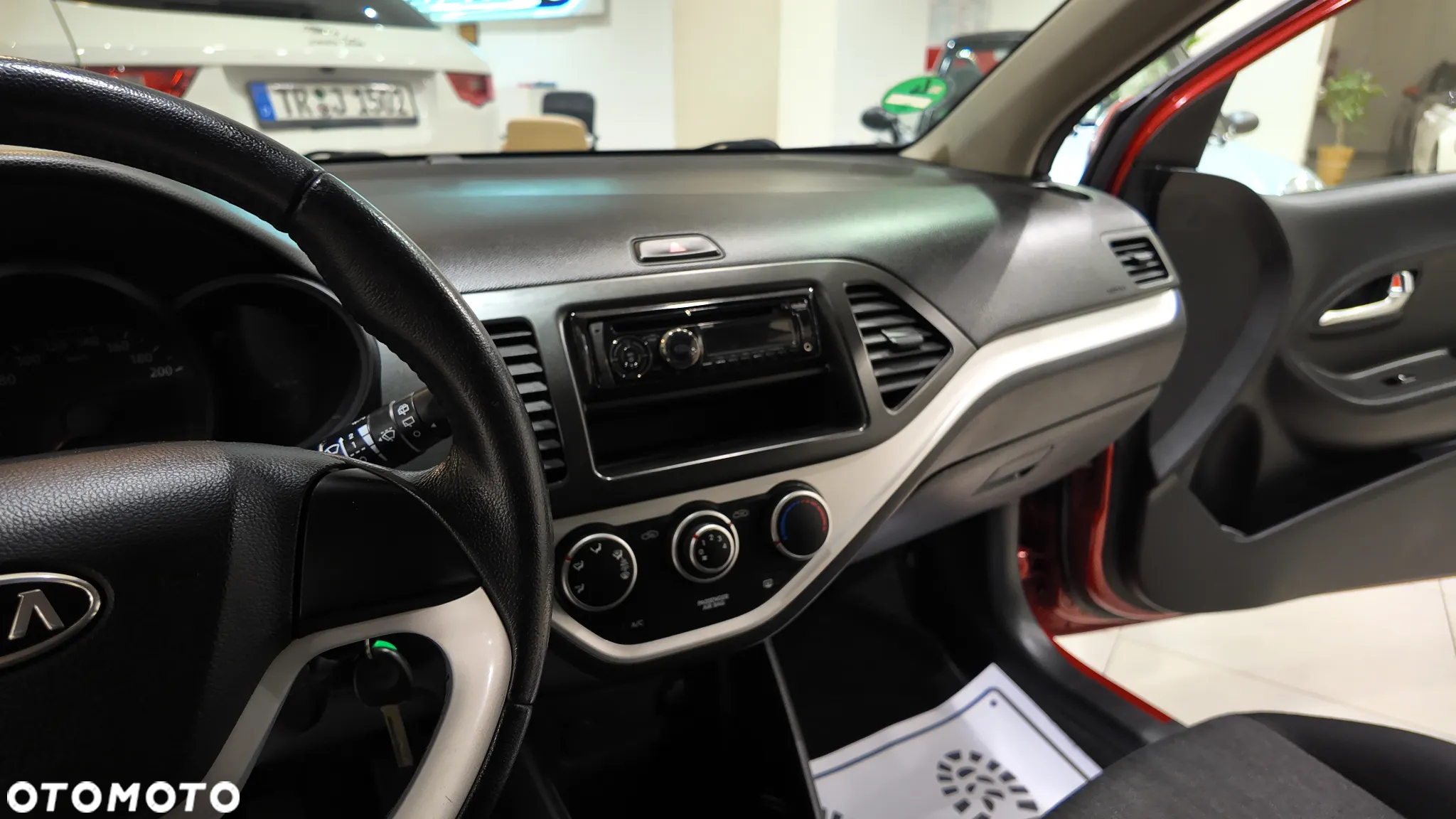 Kia Picanto 1.0 Attract - 29