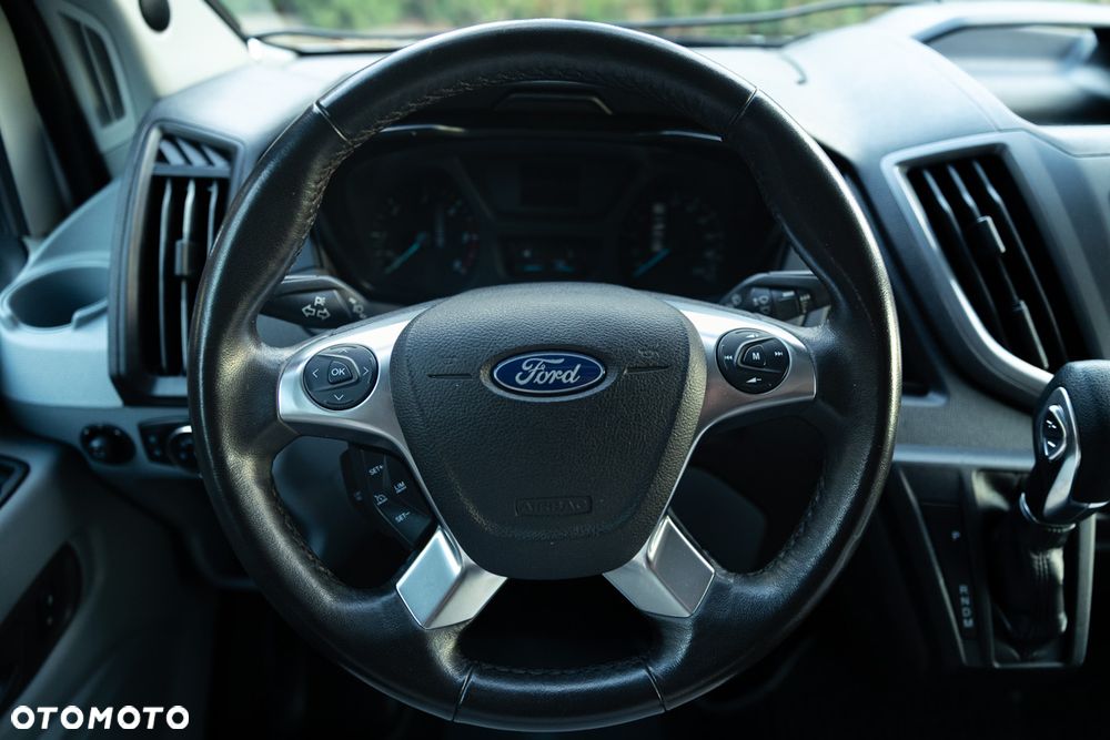 Ford Benimar Tessoro 463 - 13
