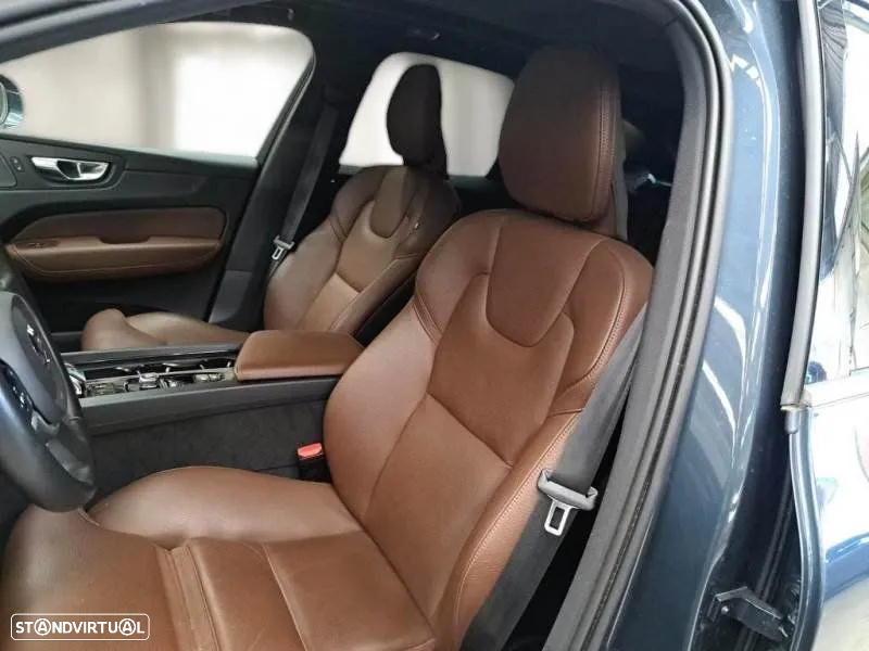 Volvo XC 60 2.0 T8 PHEV Inscription Expression AWD - 10