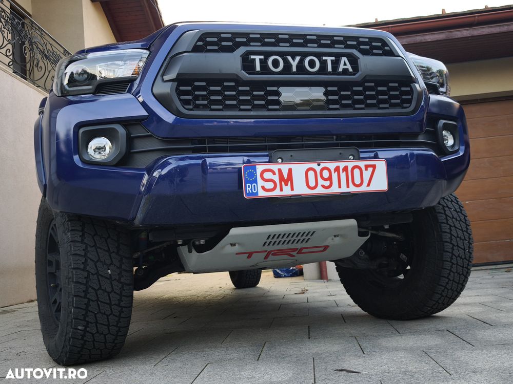 Toyota Tacoma - 25