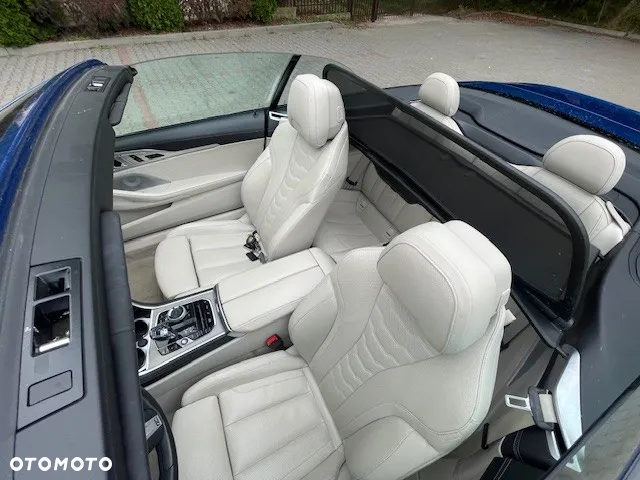 BMW Seria 8 M850i xDrive - 14