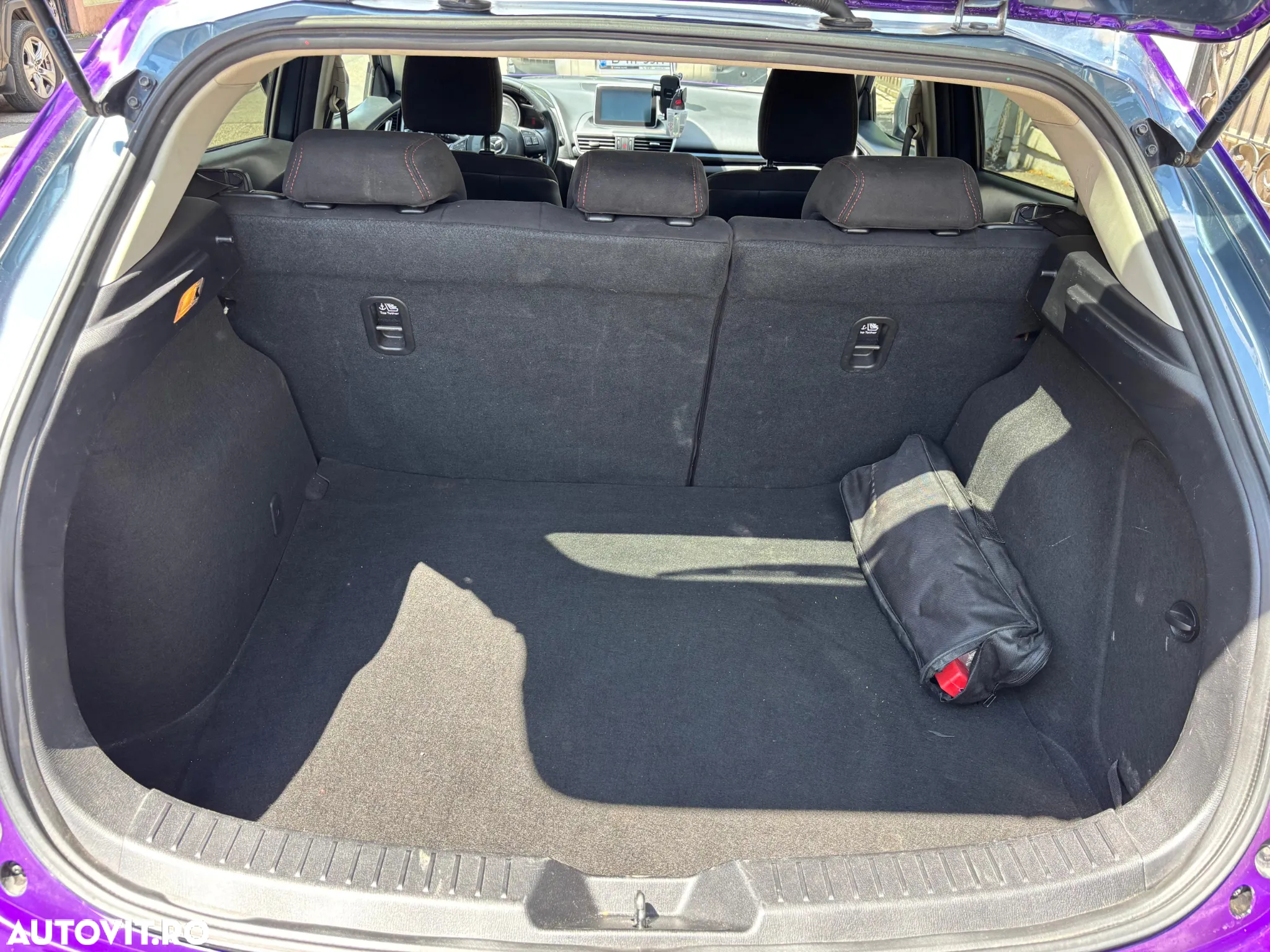 Mazda 3 - 11