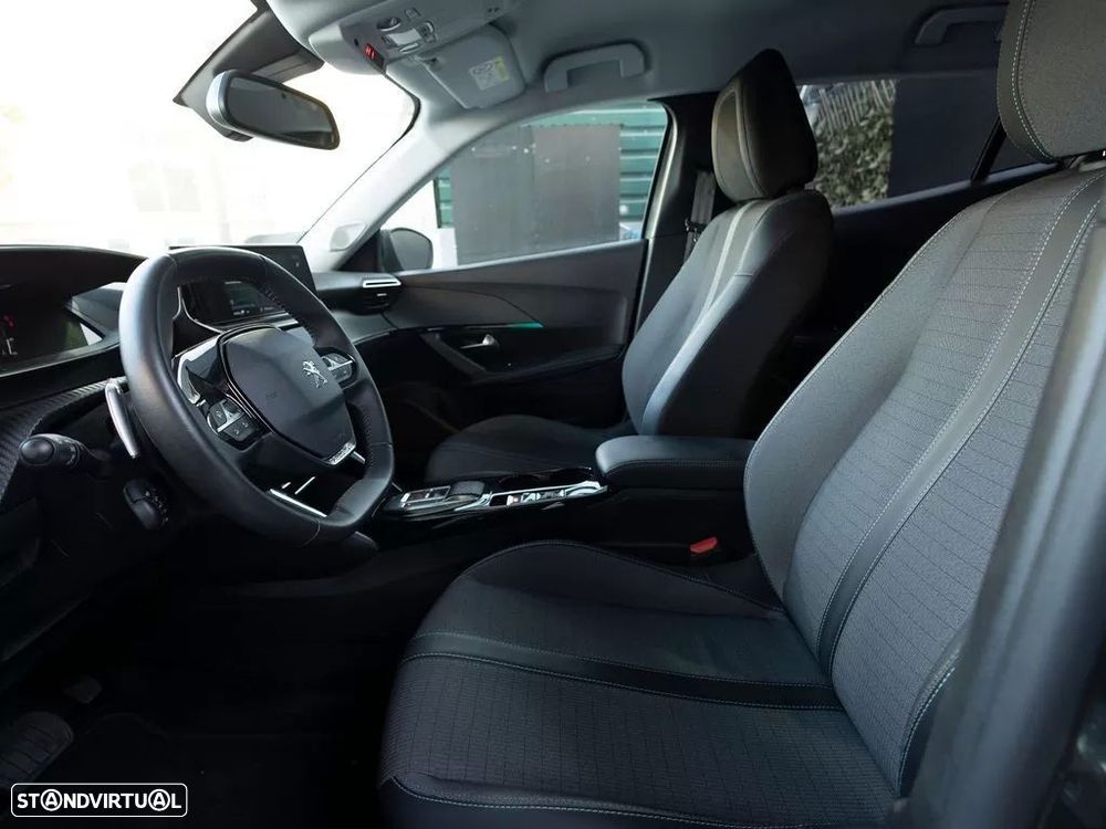 Peugeot 2008 1.2 PureTech Allure Pack EAT8 - 9
