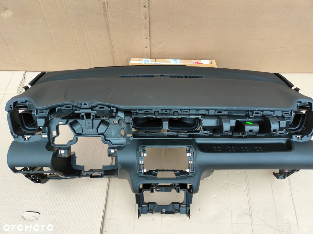 CITROEN C3 AIRCROSS 2019  KONSOLA DESKA ORYGINAŁ - 6