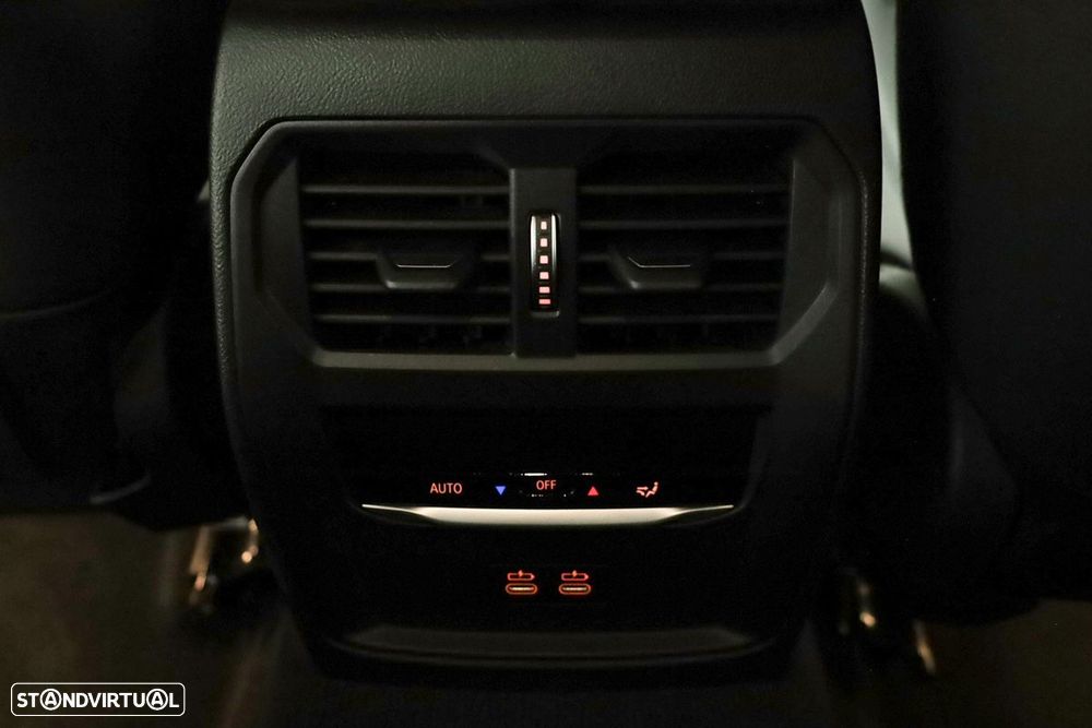 BMW 320 e Touring Pack M Auto - 24