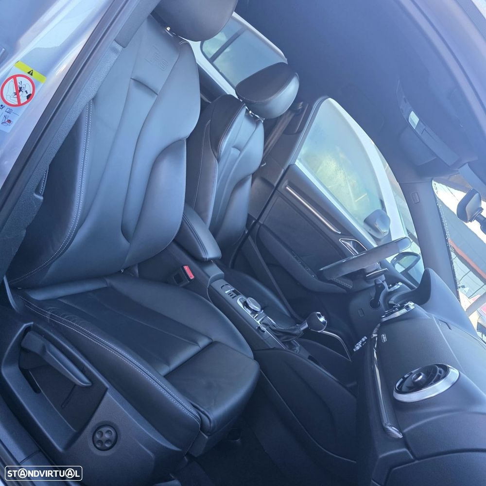 Audi RS3 Sportback 2.5 TFSI quattro S tronic - 31