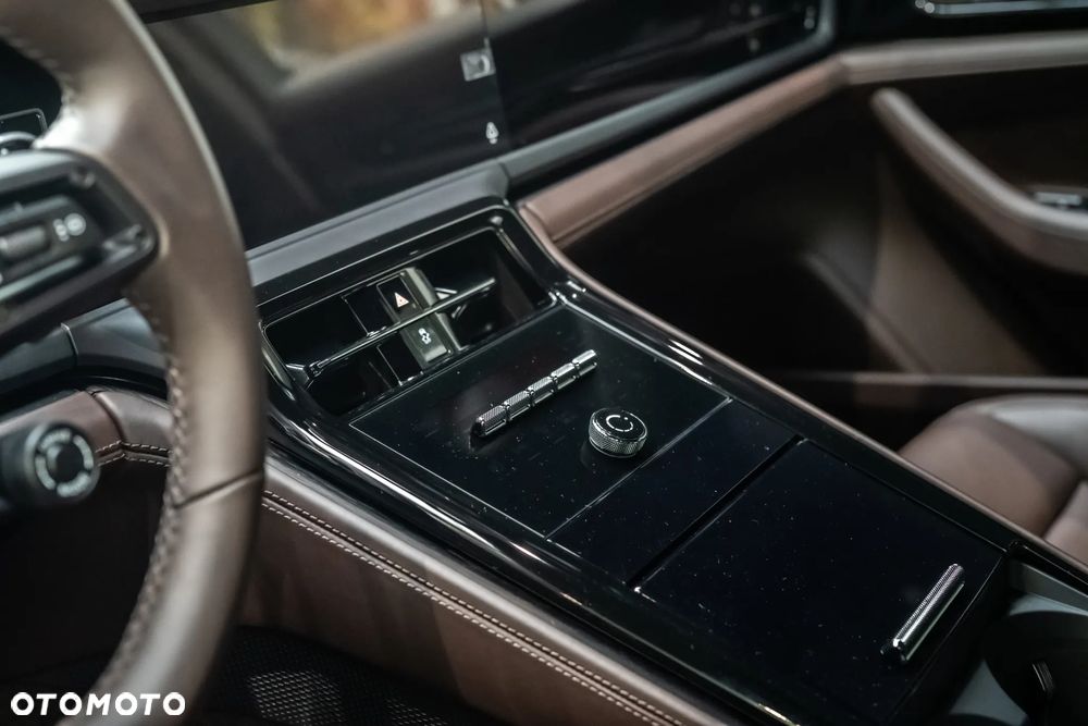 Porsche Panamera 4 - 26