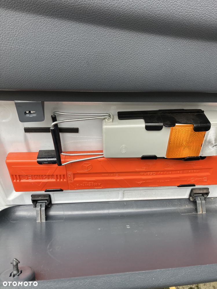 Mercedes-Benz sprinter - 23