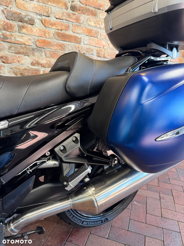 Yamaha FJR - 14