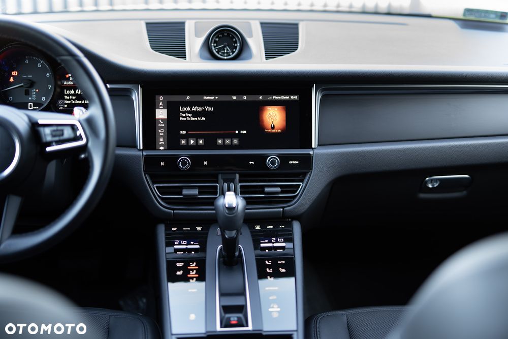 Porsche Macan Standard - 14