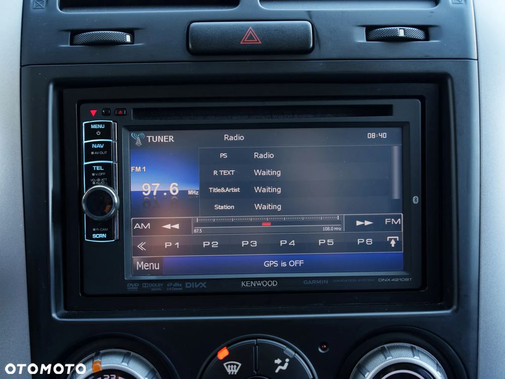 Suzuki Grand Vitara 2.0 Comfort + Family - 33