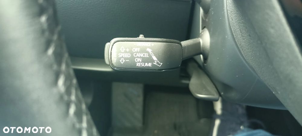 Skoda Superb 2.0 TDI L&K DSG - 21