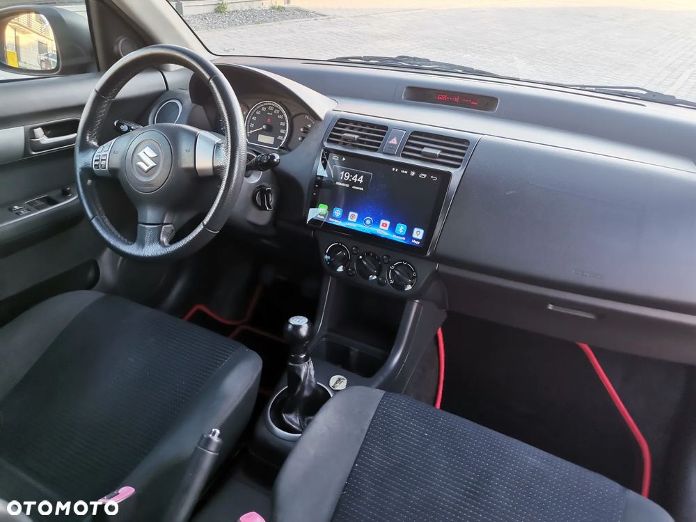 Suzuki Swift 1.5 GS - 7
