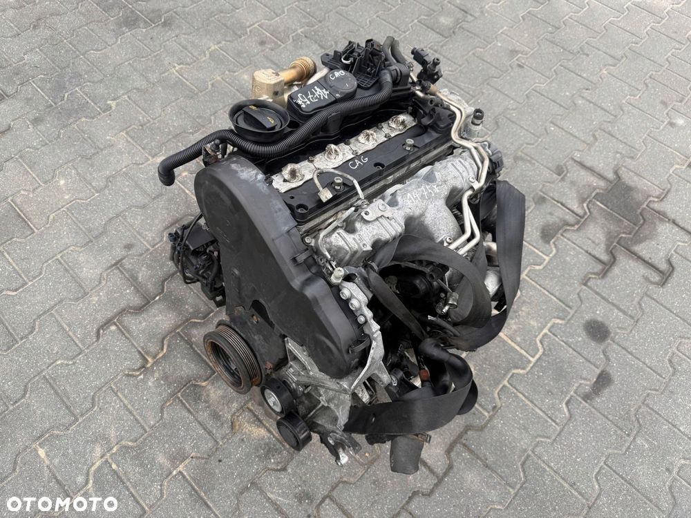 SILNIK 2.0 TDI CAG AUDI A4 B8 2009 - 1