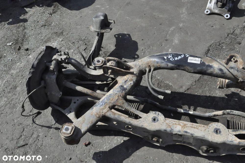 VOLKSWAGEN TIGUAN I ZAWIESZENIE BELKA TYŁ 4X4 - 8