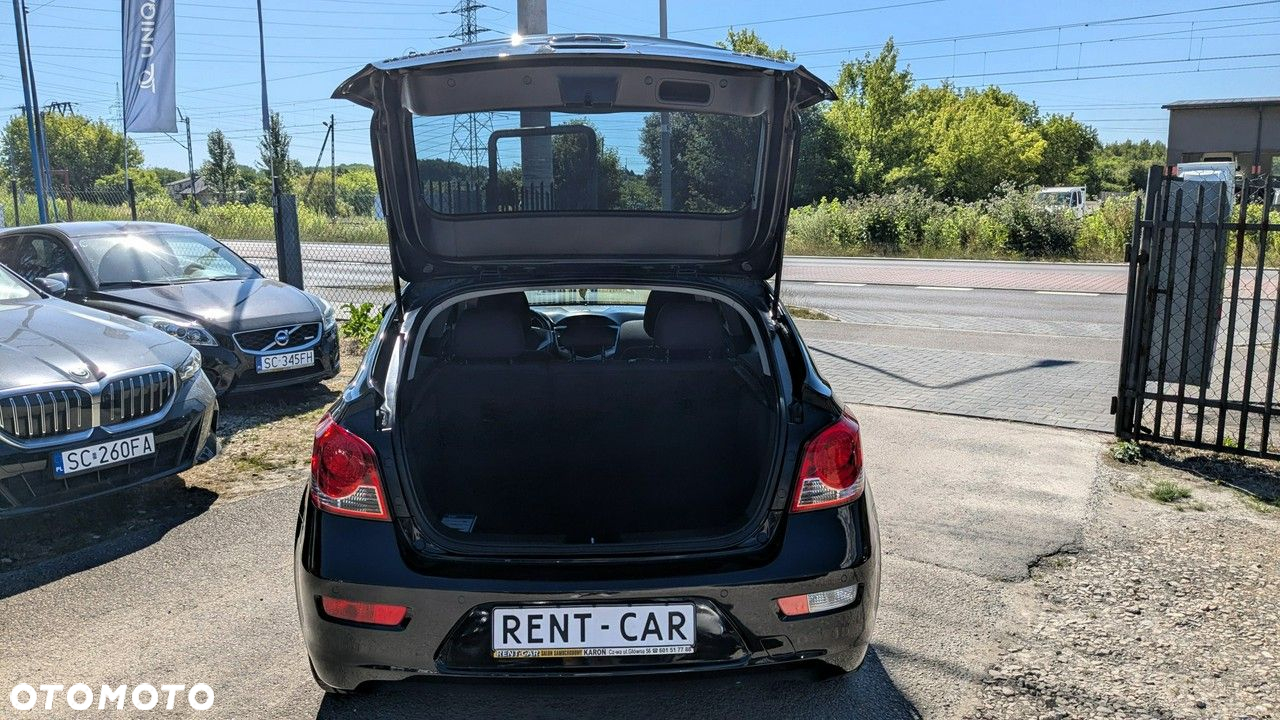 Chevrolet Cruze - 33