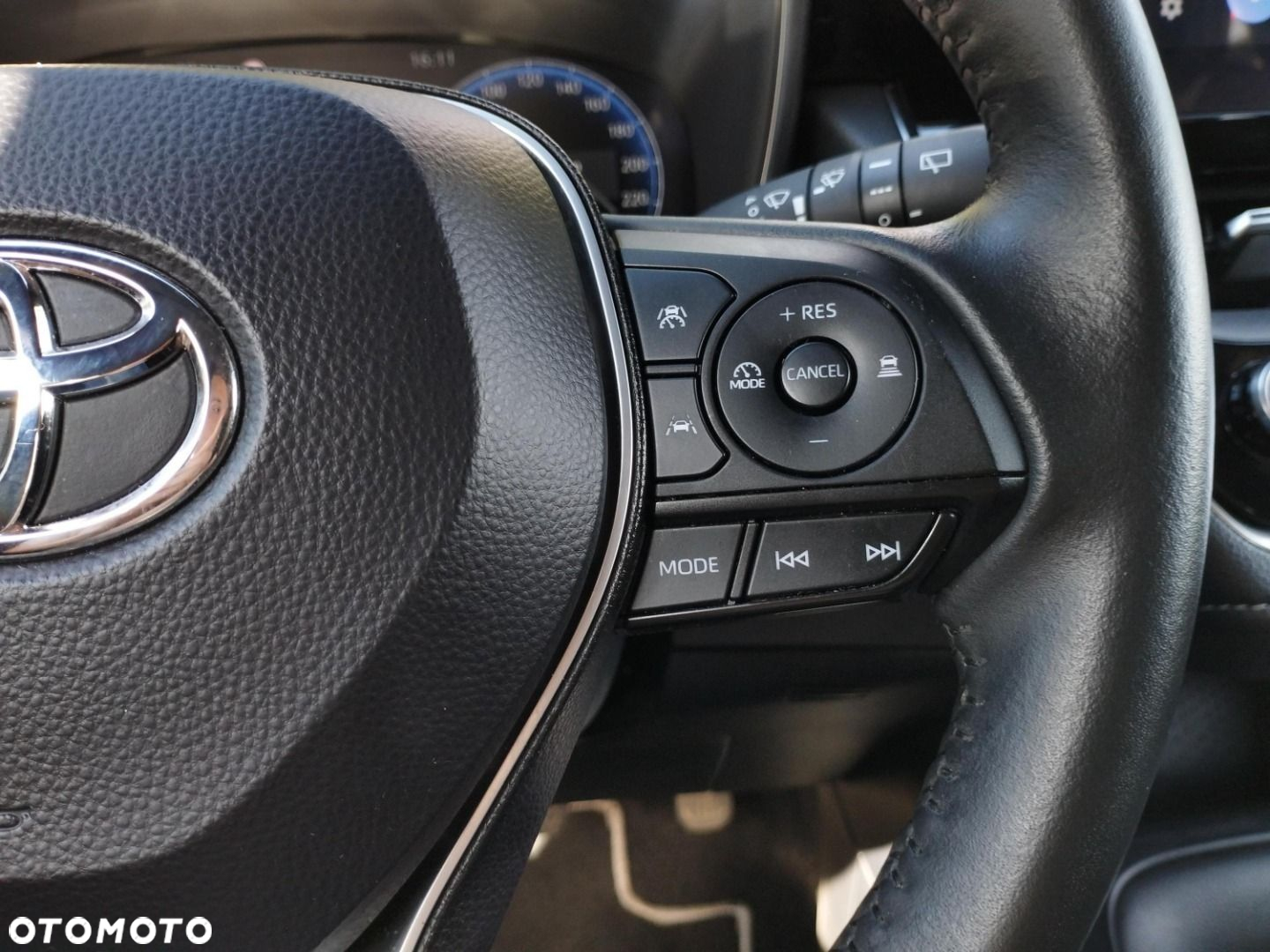 Toyota Corolla - 16