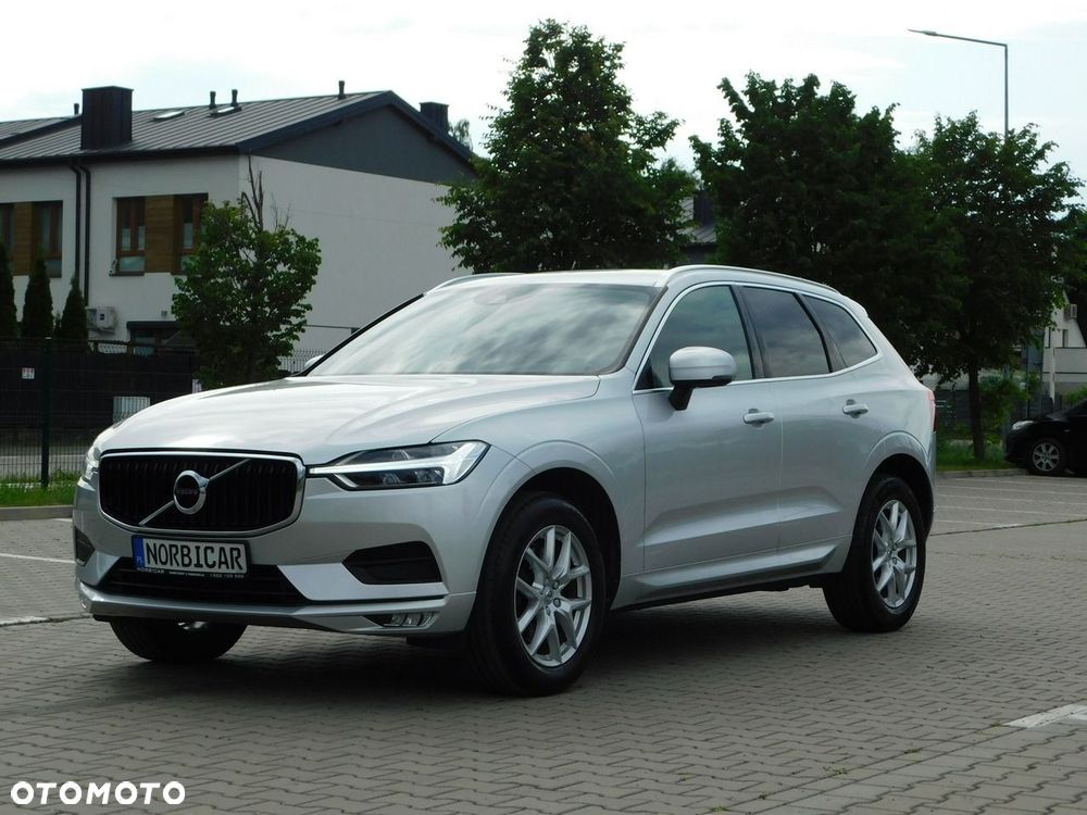 Volvo XC 60 B4 B Momentum Pro - 26
