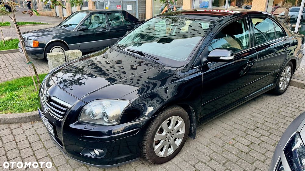 Toyota Avensis 1.8 VVT-i Sol - 3
