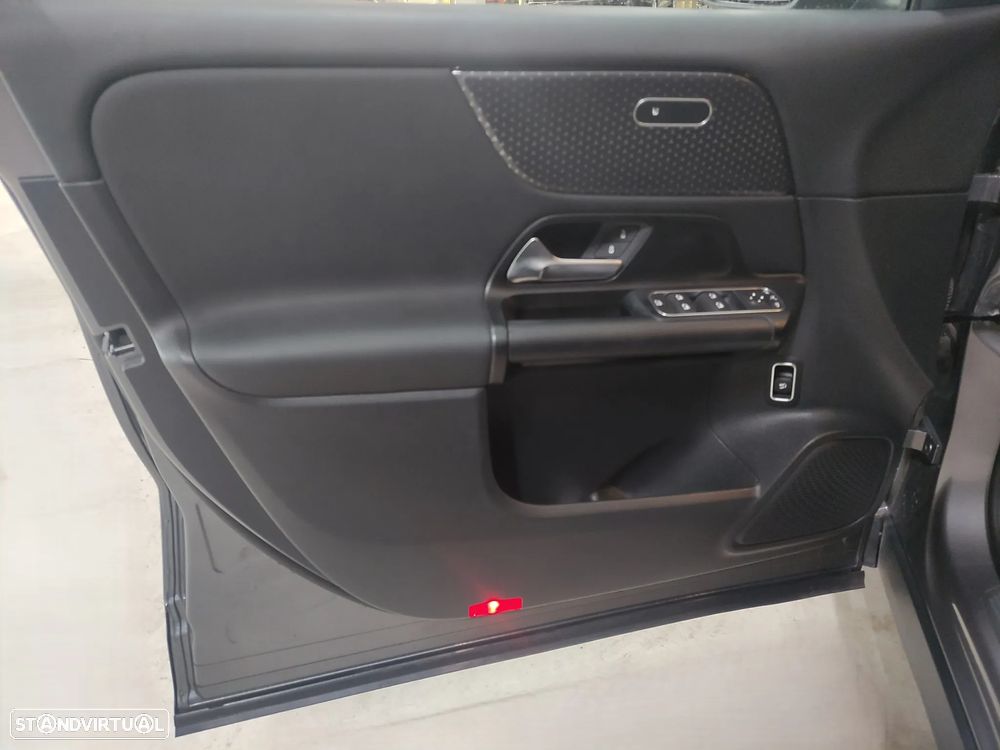 Mercedes-Benz GLA 180 d Progressive - 7