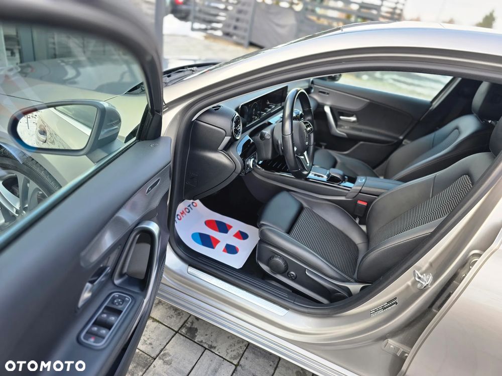 Mercedes-Benz Klasa A 200 d 8G-DCT Edition 2020 - 24
