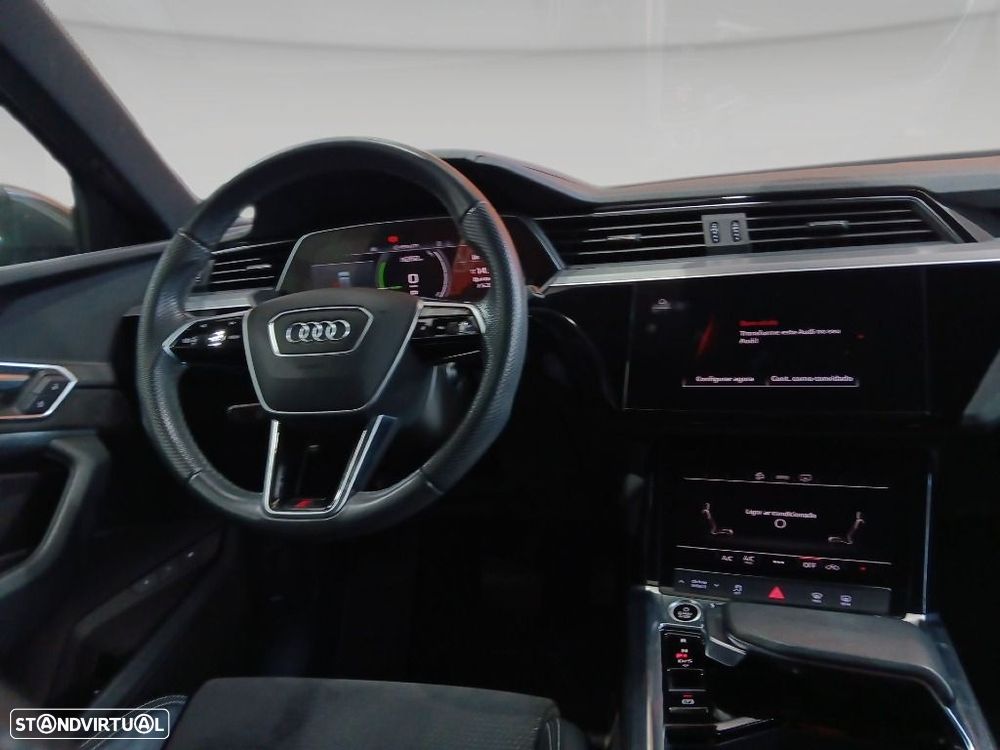 Audi e-tron 55 quattro S line - 13