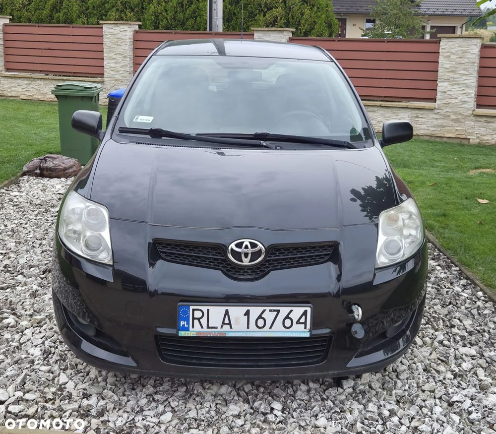 Toyota Auris 1.4 D-4D Luna - 1