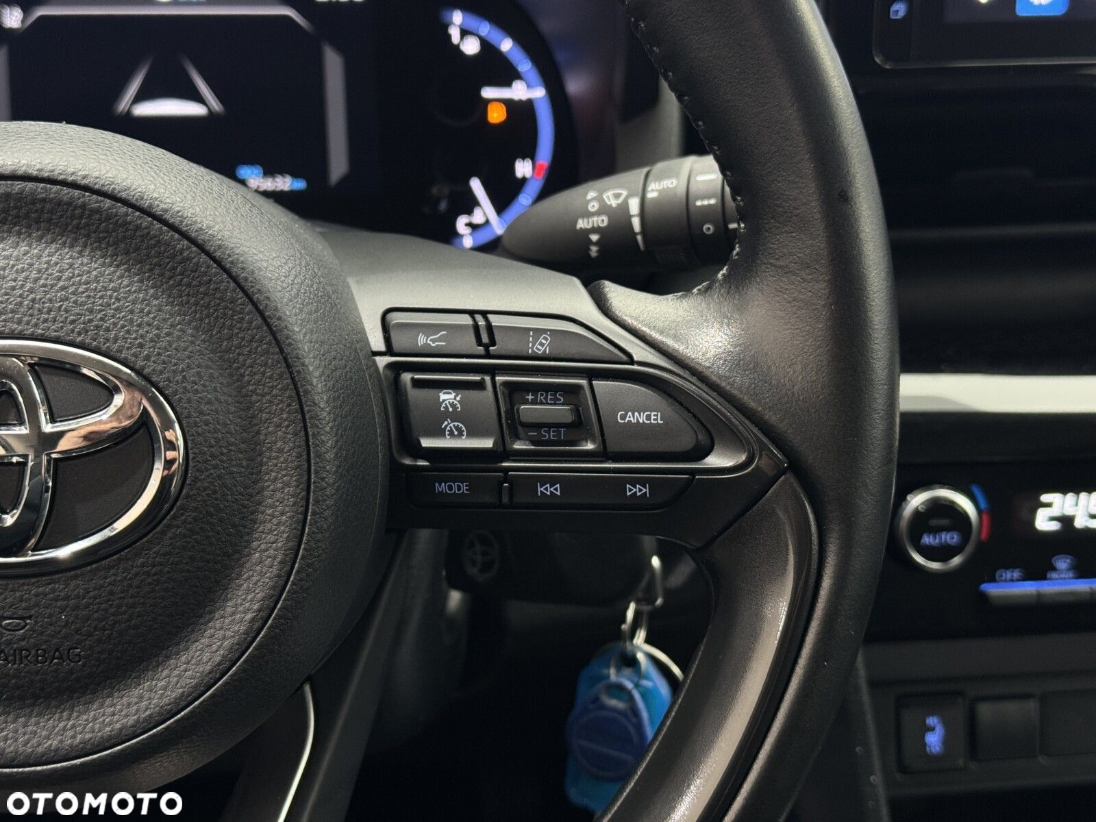 Toyota Yaris Cross Hybrid 1.5 Comfort - 23