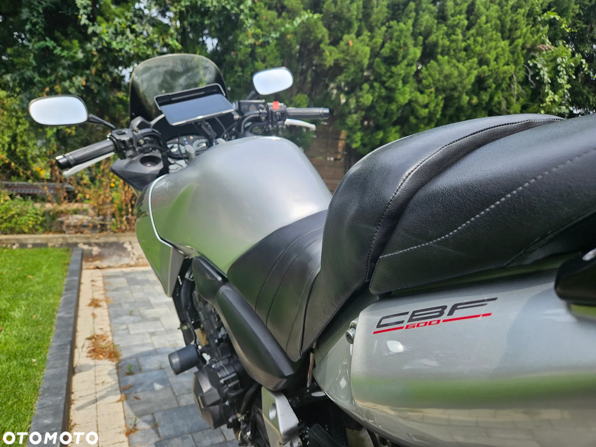 Honda CBF - 6
