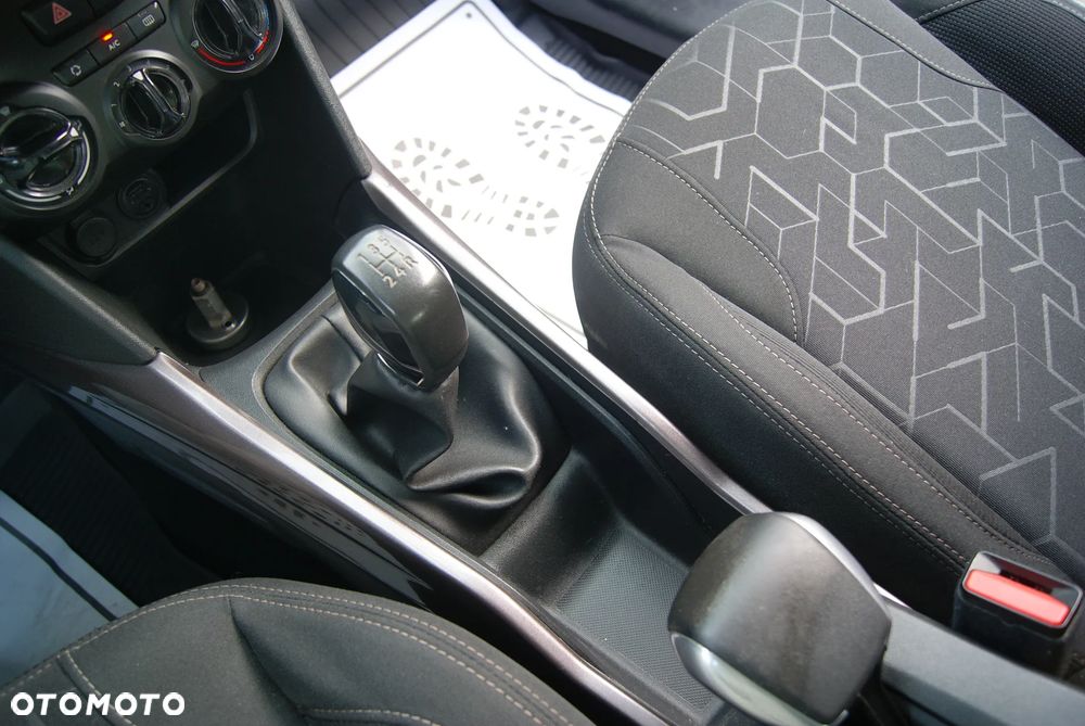 Peugeot 2008 1.2 Pure Tech Style - 31