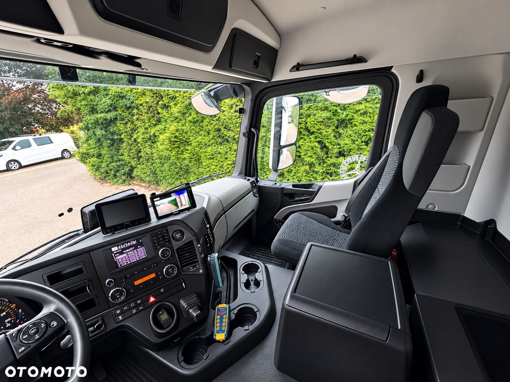 Mercedes-Benz ANTOS /1830/E 6/Chłodnia +Winda /18 Palet / Niski Przebieg122 Tys Km! - 19