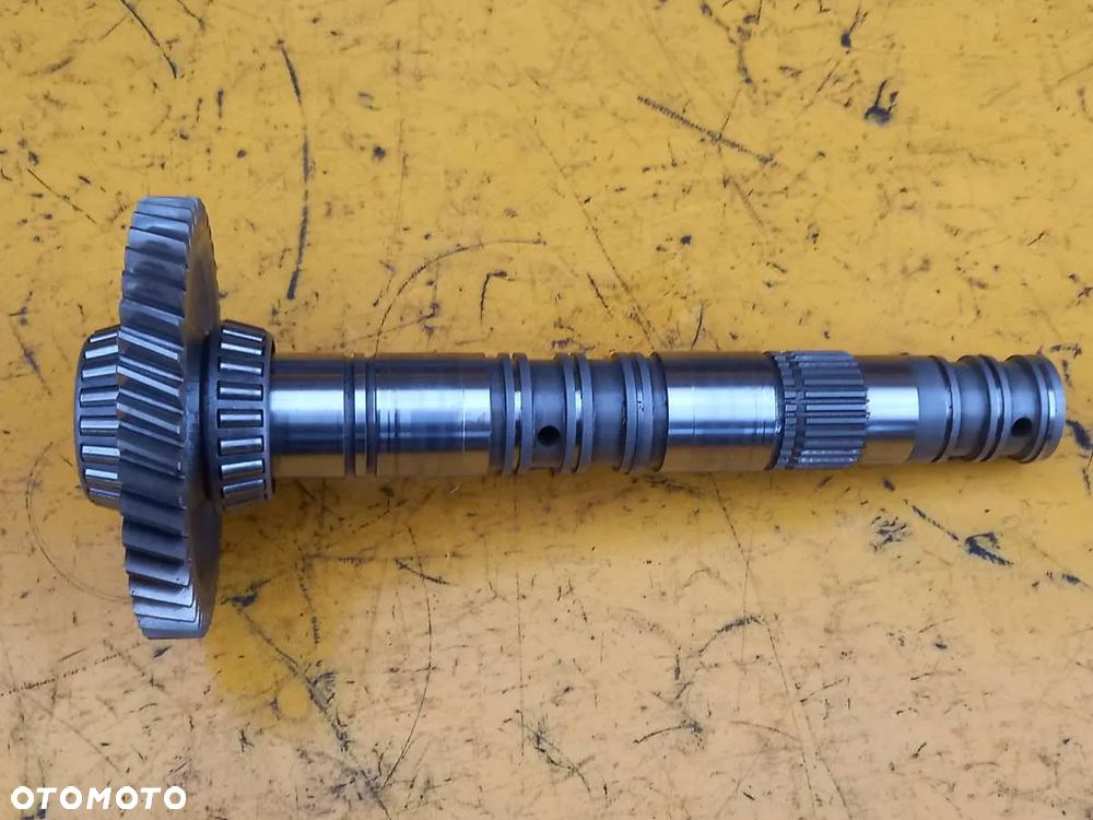 Wałek kosza sprzęgła Z44 ZF  Deutz Fahr Agrotron 106 - 1