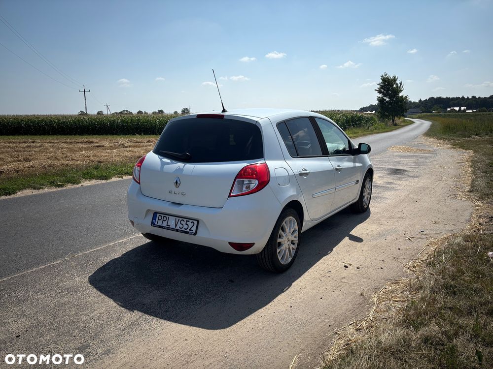 Renault Clio 1.5 dCi 70 Expression - 4